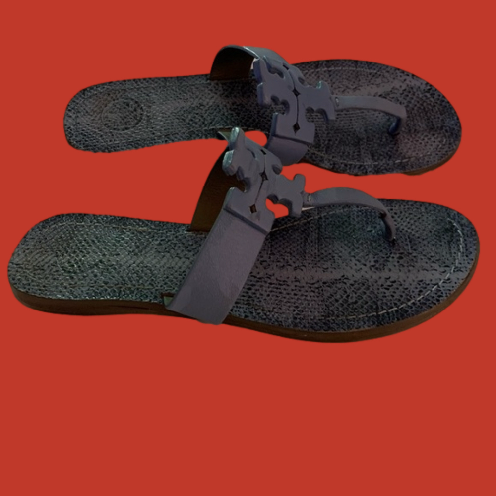 Tory Burch thong sandals denim 6.5  no flaws
